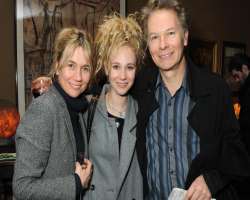 The bombshell comes from a family of big names from the entertainment industry. She is the daughter of Amanda Pirie, a producer, and Julien Temple, a 